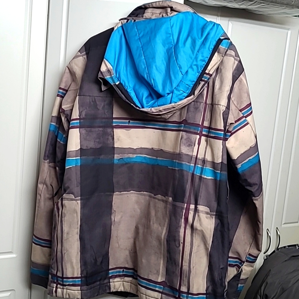 Stylish Quicksilver Rain Jacket - Picture 2 of 5